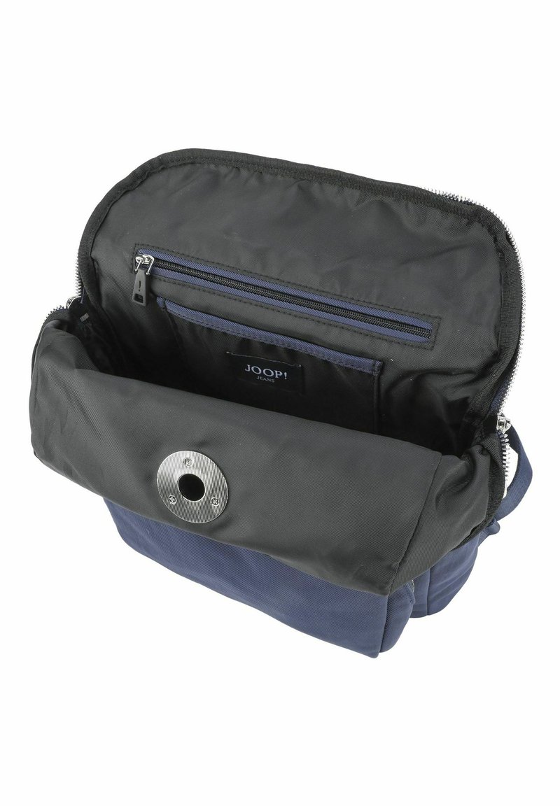 Zaino JOOP! Giocoso Nivia M Darkblue: Nylon, Dimensioni 26x31x8,5 Cm - Compatto Con Logo A Contrasto E Multipli Scomparti