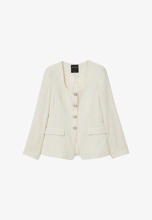 Blazer créme avec un col rond, cinq boutons, deux poches avant et des manches légèrement évasées. Tissu lisse avec une coupe cintrée.