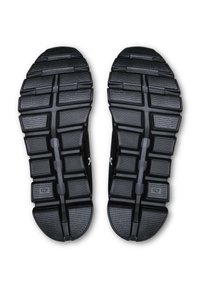 Schwarze Sportschuhe mit einer strukturierten, segmentierten Gummisohle. Zu den Merkmalen gehören eine CloudTec- und Speedboard-Technologie, die im Sohlen-Design sichtbar sind.