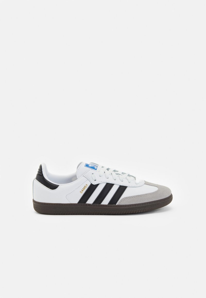 adidas gazelle silver green womens Adidas Samba Super – Football Style with Street Appeal main image 0