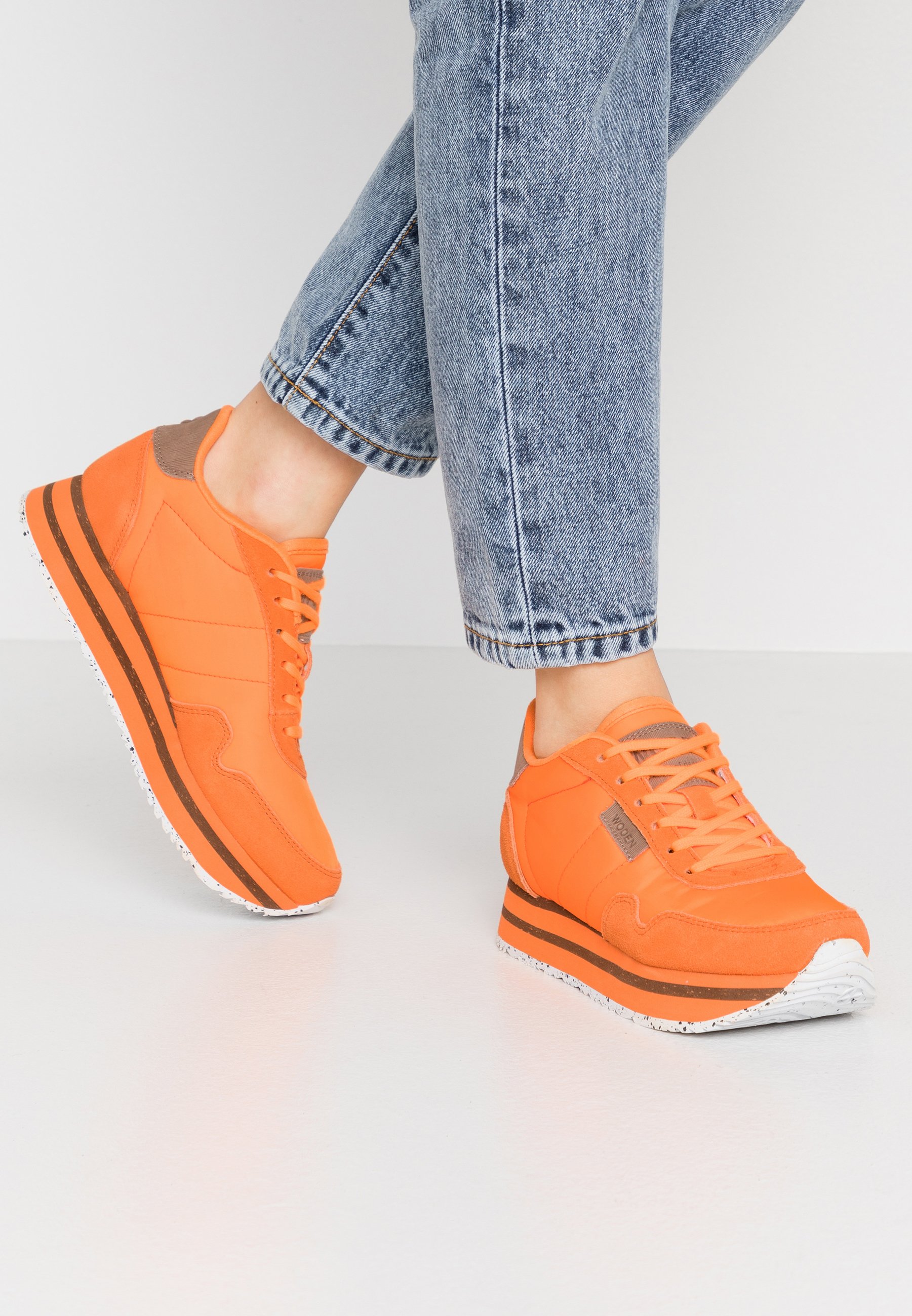 woden sneakers orange