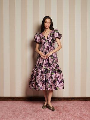 Sister Jane FLORAISON JACQUARD MIDI DRESS - Rochie cocktail/Rochie petrecere - purple
