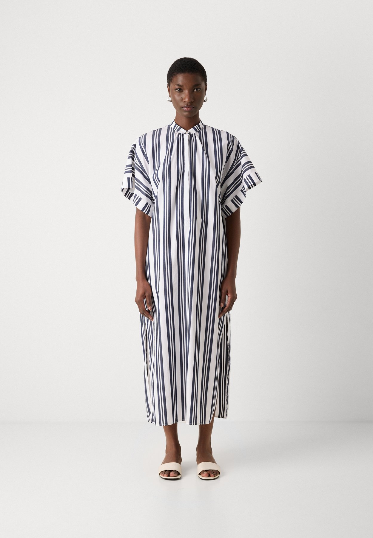 STRIPED CAFTAN DRESS