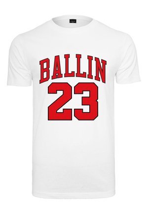 Mister Tee, BALLIN 23 - Triko s potiskem - white