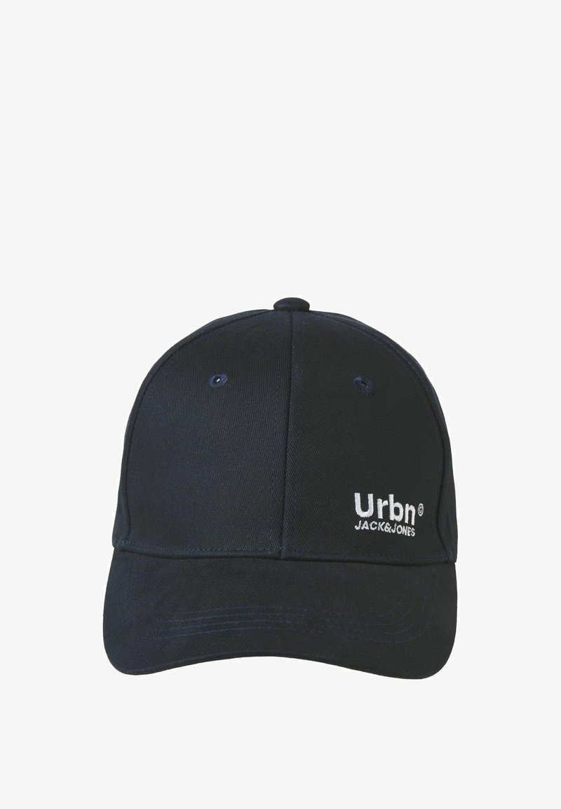 Cappellino da baseball blu navy realizzato in tessuto con visiera curva. Presenta un logo ricamato "Urbn" e "JACK&JONES" in bianco. Design a sei pannelli.