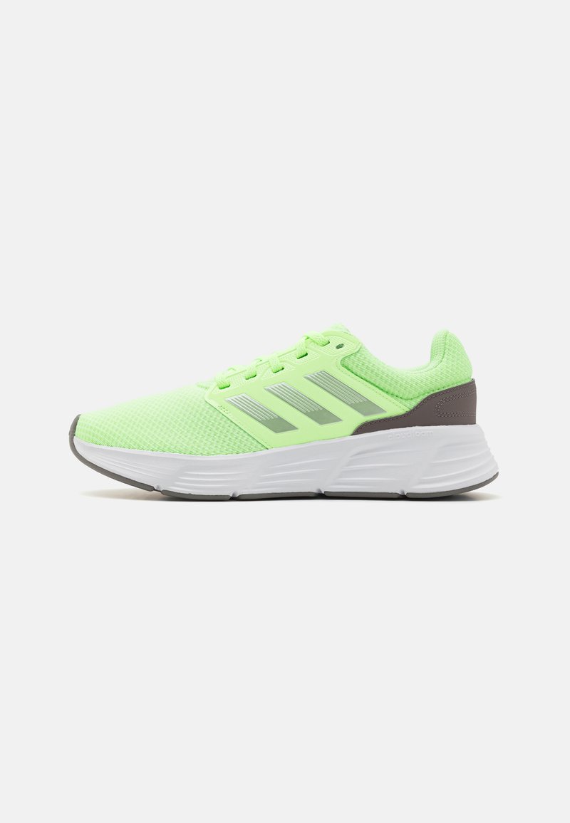 adidas Performance - GALAXY 6 - Laufschuh Stabilität - charcoal/linen green metallic/green spark, Vergrößern