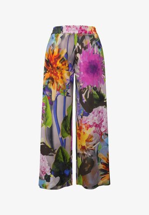 Wijdvallende bloemenbroek van lichtgewicht stof met levendige oranje, roze en paarse bloemen op een grijze achtergrond, voorzien van een elastische tailleband.