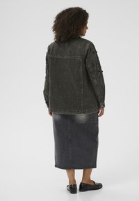 Kaffe Curve JAIDA  - Denim jacket - dark grey washed denim