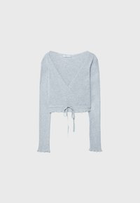 Maglione corto grigio chiaro in texture a costine, con design avvolgente, maniche lunghe e dettaglio con fiocco sul davanti con bordi scallop.