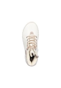 Witte mid-top sneaker met tekstuurlijke nepbontvoering, beige accenten en bijpassende veters. Ronde neus en gewatteerde kraag voor comfort.