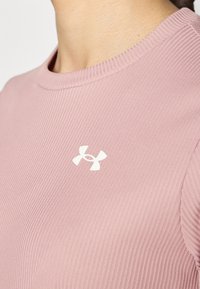 Under Armour Osnovna majica kratkih rukava - tourmaline pink/white
