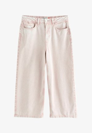 Jeans roz deschis cu picioare largi, buzunare frontale, bucle pentru curea și închidere cu nasture, pe un fundal alb.