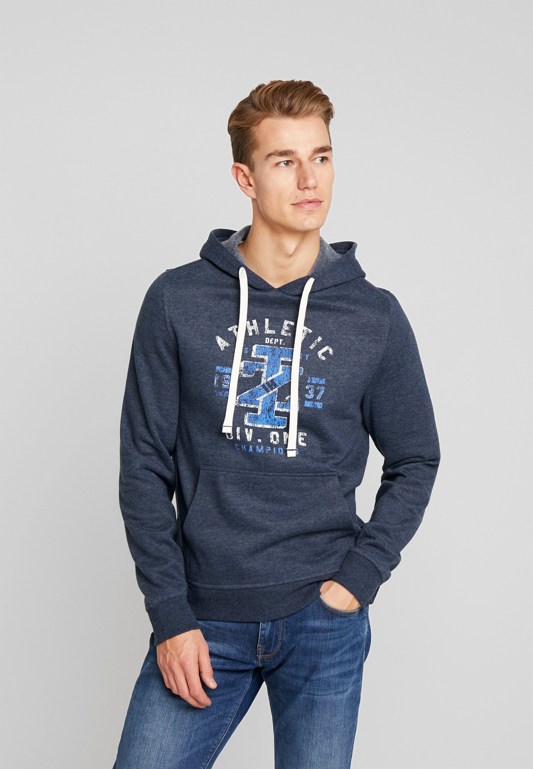 IZOD PRINTED GRAPHIC HOODY Hoodie cadet navy Zalando.no IZOD PRINTED GRAPHIC HOODY - Hoodie - cadet navy