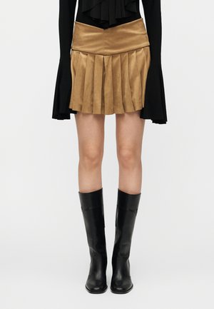 Skladaná sukňa - camel