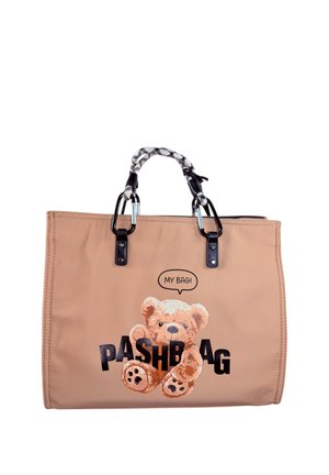 Borsa beige con manici in corda bianco-nera, con grafica di un orsacchiotto e il testo "MY BAG!" e scritte "PASHBAG" parzialmente nascoste.