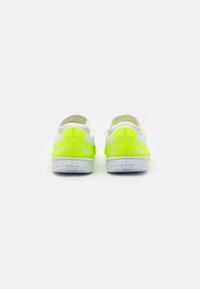 adidas Performance X CRAZYFAST.3 - Scarpe da calcio indoor - footwear white/core black/lucid lemon