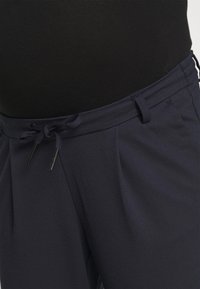 ONLY MATERNITY Tygbyxor - dark blue