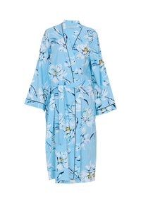 Robe a fiori blu chiaro con maniche lunghe, bordo nero e cintura coordinata legata in vita.