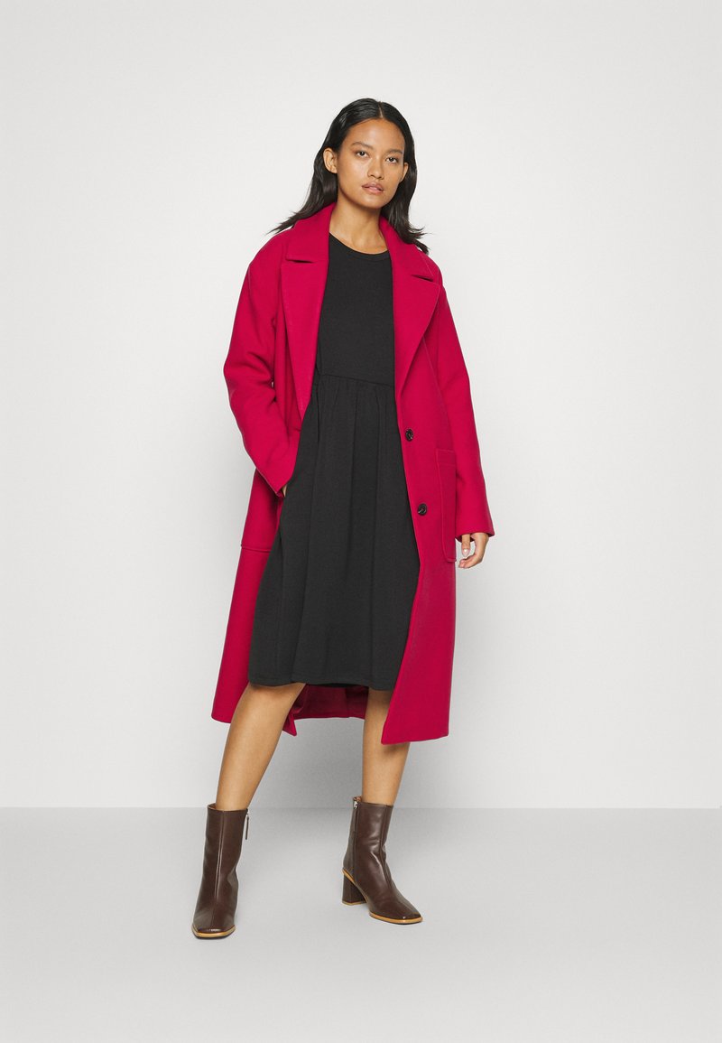 Ankläger Blendend Steak esprit rosa mantel Industrie einstellen Bote