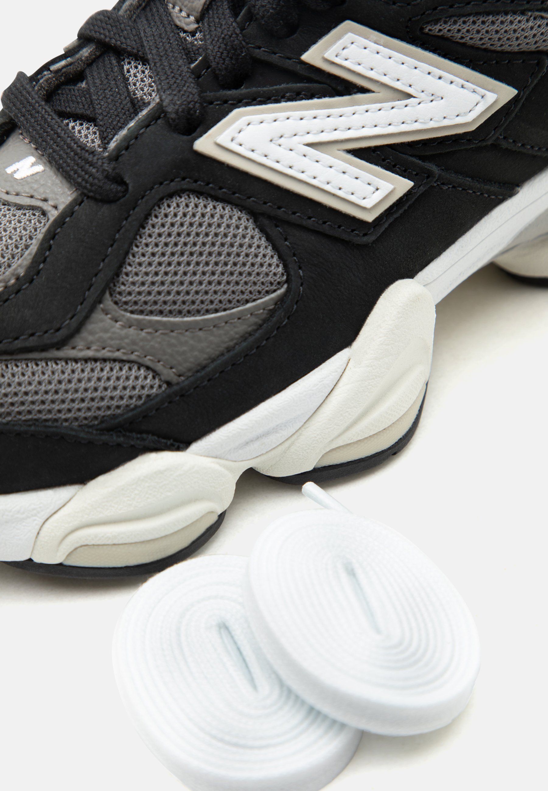 New Balance U9060 UNISEX - Trainers - black tornado/black