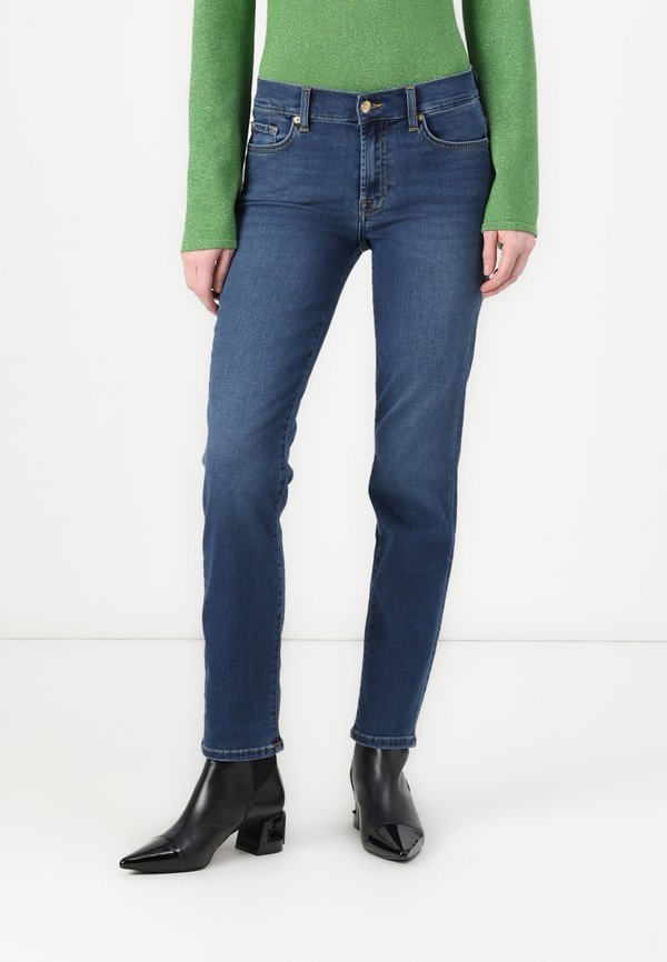 ROXANNE BAIR DUCHESS - Slim fit jeans