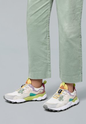 Flower Mountain Zapatillas - white