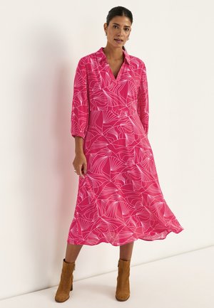 WITH POCKETS - Jurk - cerise patterned