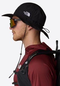 The North Face HORIZON BREEZE BRIMMER - Hat - tnf black tnf white