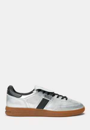 Polo Ralph Lauren, BEDFORD METALLIC LEATHER SNEAKER - Sneakers laag - silver-coloured/black