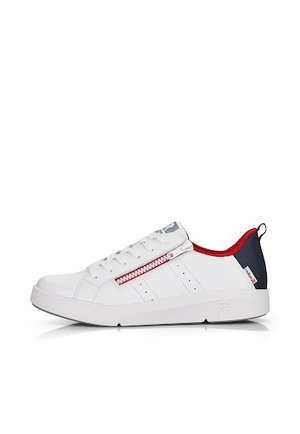 Trainers - weiß