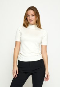 Nepasirinkta, broken white