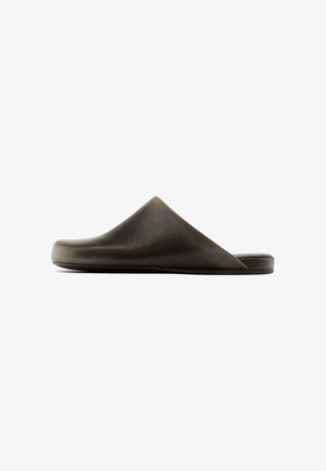 Massimo Dutti, - Klapki płaskie