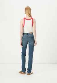 ONLY ONLWAUW MID WAIST - Jean slim - medium blue denim
