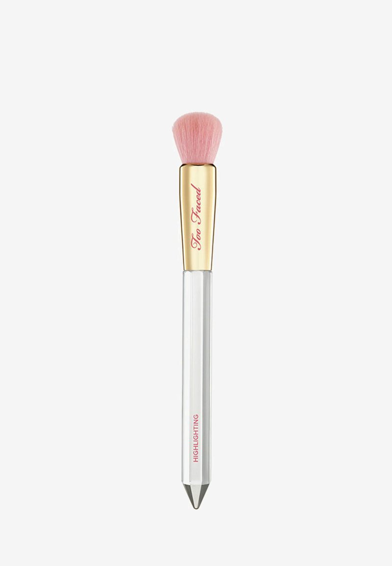 Damen Teint | Too Faced DIAMOND LIGHT HIGHLIGHTING BRUSH Make-up-Pinsel - IK94694 Damen Teint | Too Faced DIAMOND LIGHT HIGHLIGHTING BRUSH Make-up-Pinsel - IK94694