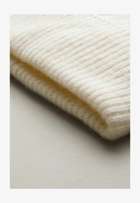 Valitud, cream