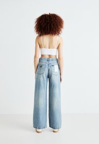 LOIS Jeans SKATER LOOSE - Džinsi ar platām starām - jackson dirty vintage