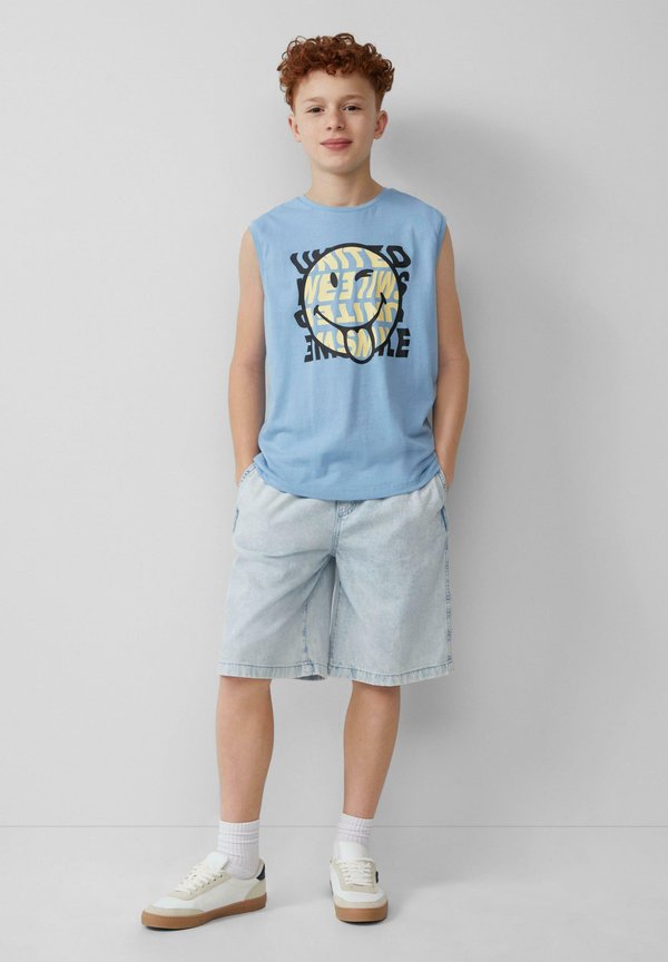 BERMUDA- WIDE LEG - Jeans Shorts - hellblau