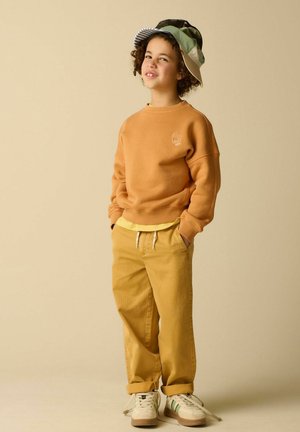 Sissy-Boy, SISSY-BOY HOSE MIT FISCHGRÄTENMUSTER - GELB - Pantalon classique - dunkelgelb