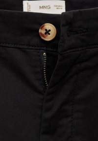 Mango Kids Nohavice chinos - black