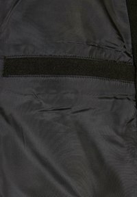 Urban Classics Abrigo clásico - black
