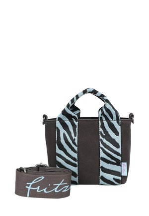 Piccola borsa a tracolla marrone scuro con manici a strisce zebrate blu e nere. Include una tracolla abbinata con il logo "fritz" in azzurro.