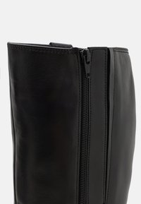 Gabor Comfort Batai su platforma - schwarz