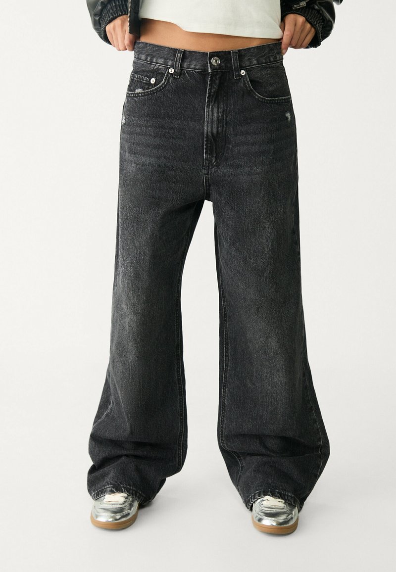 Stradivarius BAGGY WIDE-LEG  - Jean boyfriend - grey denim