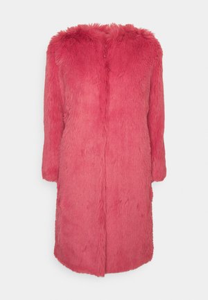 TWINSET OVERCOAT - Winter coat - holly berry