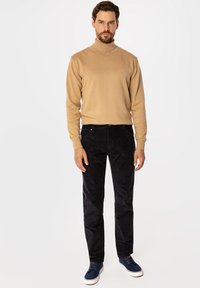 Lee Cooper - Spodnie materiałowe