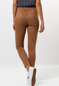 zero Legging (type pantalon) - brown