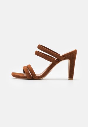 Pantolette hoch - cognac