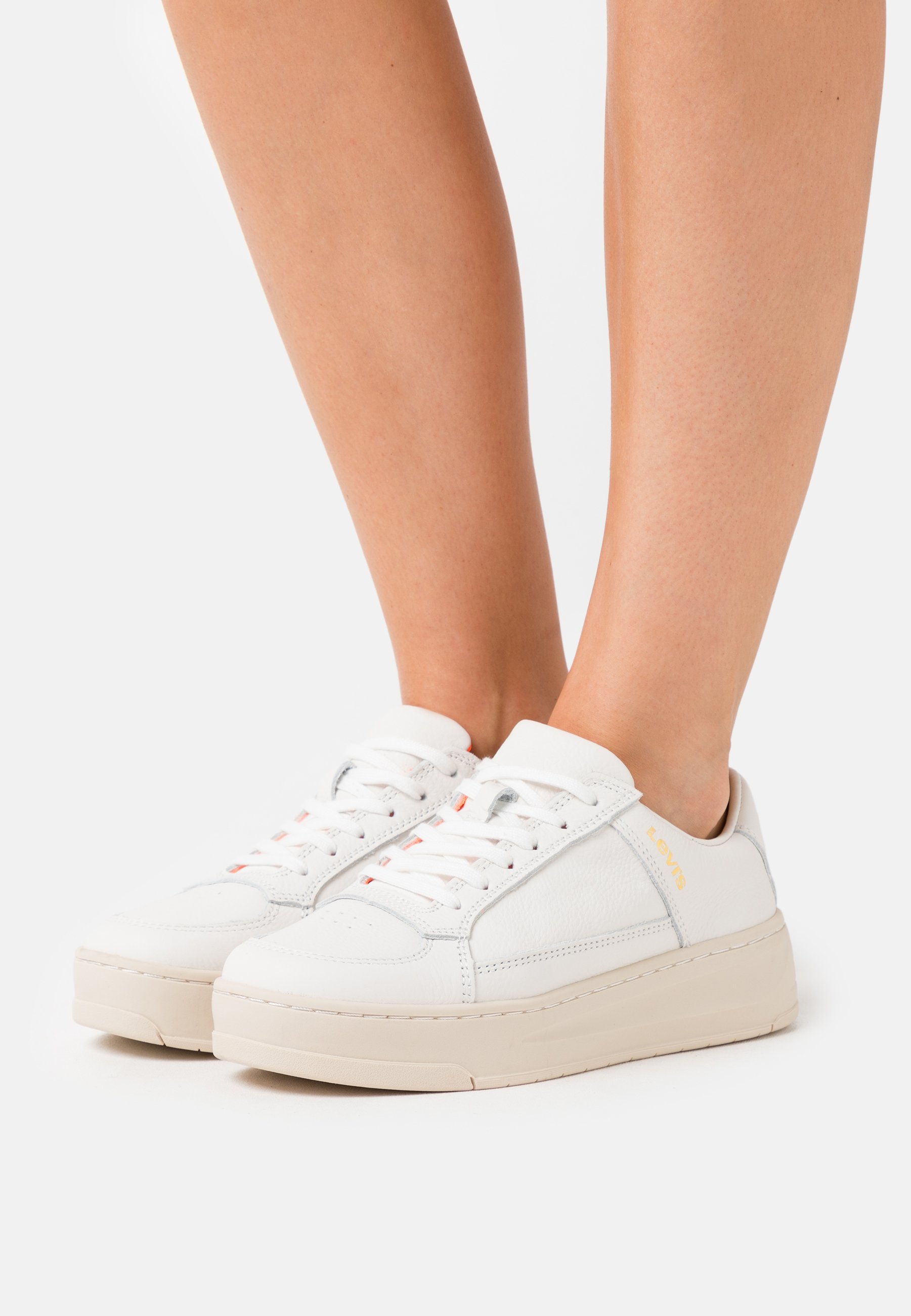 levis trainers white