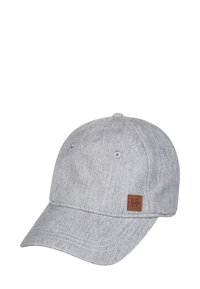Casquette en coton gris avec une visière courbée, une surface texturée, des œillets de ventilation et un écusson logo en cuir marron à l'avant.