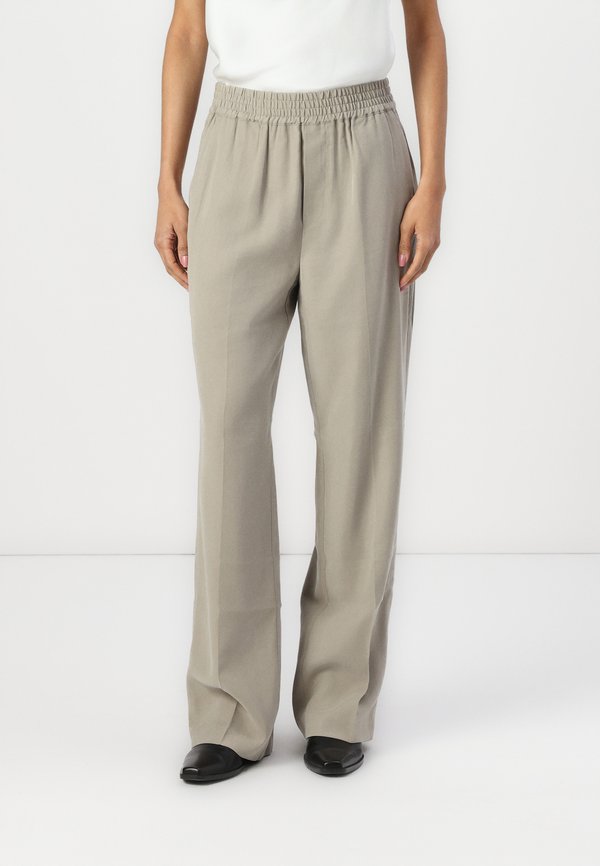 PHILLIPA-M - Trousers - laurel oak